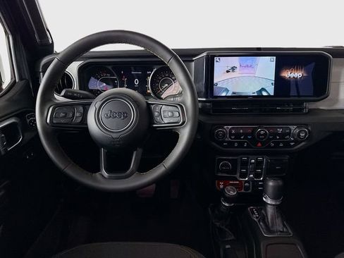 Used 2024 Jeep Gladiator Sport AWD/4WD image 20