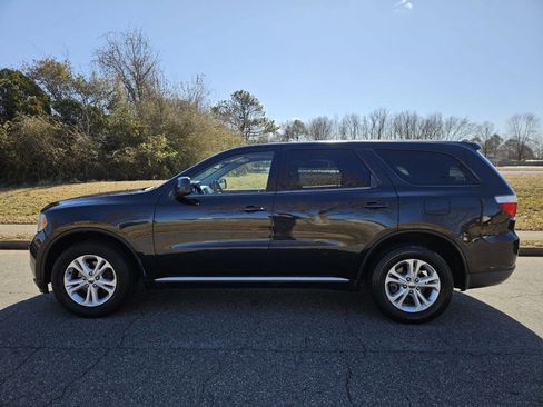 Used 2013 Dodge Durango SXT image 2