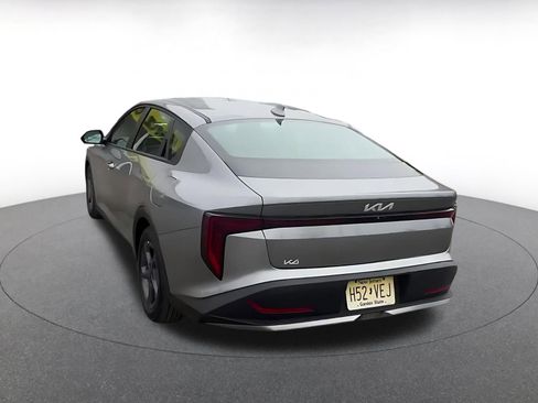 Used 2025 Kia K4 FWD image 10