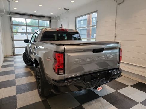 Used 2024 Chevrolet Colorado Trail Boss AWD/4WD image 3