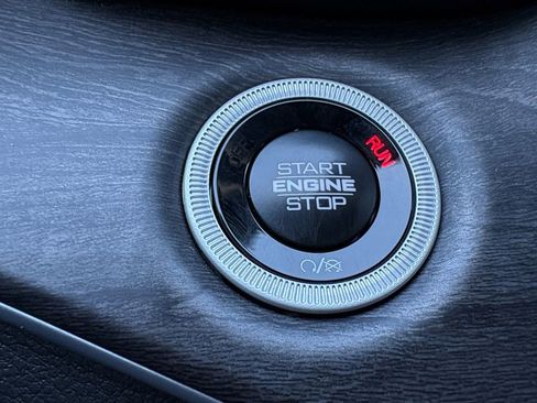 Used 2024 Jeep Grand Cherokee L Limited w/ Trailer Tow Package image 11