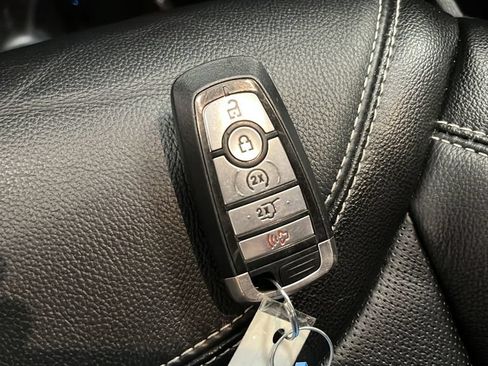 Used 2022 Ford Explorer ST w/ Equipment Group 401A AWD/4WD image 21