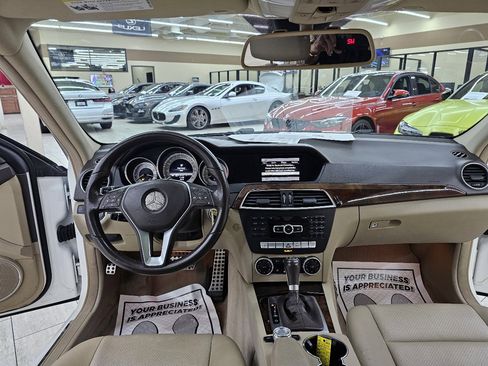 Used 2013 Mercedes-Benz C 300 Sport image 26