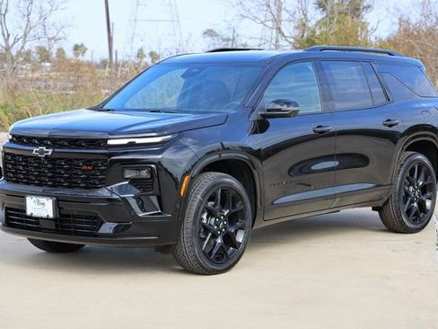 New 2026 Chevrolet Traverse RS image 3