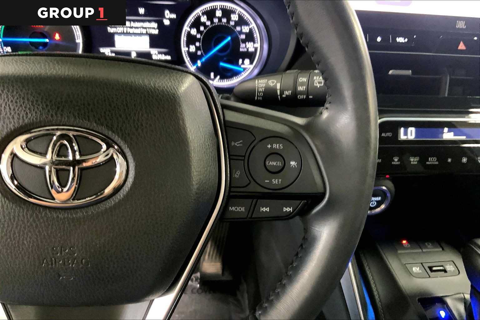 Certified 2023 Toyota Venza XLE AWD/4WD image 24
