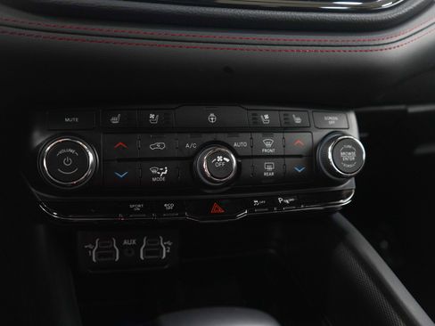 Used 2024 Dodge Durango R/T image 24