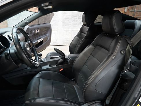 Used 2019 Ford Mustang GT Premium w/ Enhanced Security Package RWD image 38