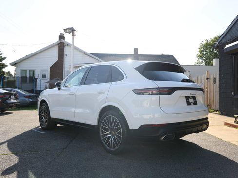 Used 2019 Porsche Cayenne AWD/4WD image 8