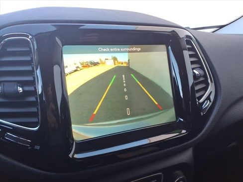 Used 2019 Jeep Compass Limited image 19