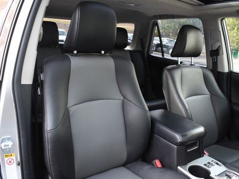 Used 2014 Toyota 4Runner SR5 Premium image 27