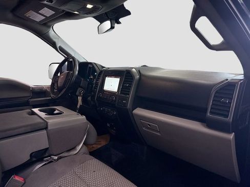 Used 2018 Ford F150 XLT w/ Equipment Group 302A Luxury AWD/4WD image 25