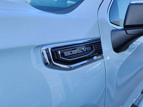 New 2026 GMC Sierra 1500 SLT w/ SLT Premium Plus Package image 11