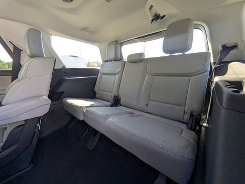 Certified 2027 Ford Expedition Active RWD image 15