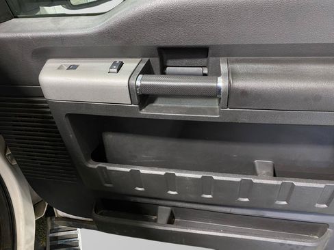 Used 2014 Ford F250 Lariat w/ Chrome Package AWD/4WD image 17