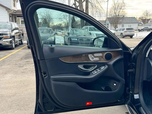 Used 2017 Mercedes-Benz C 300 Sedan w/ Premium 1 Package image 17