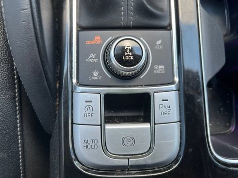 Used 2022 Kia Telluride EX w/ EX Premium Package AWD/4WD image 8