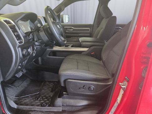 Used 2022 RAM 1500 Big Horn AWD/4WD image 8