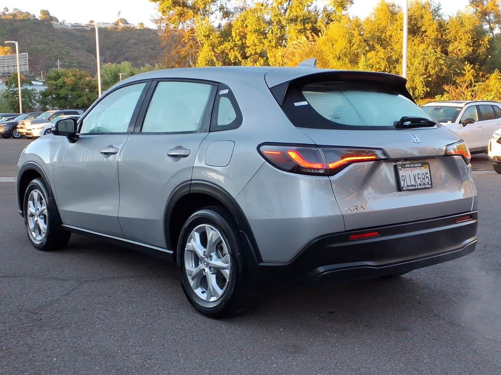 Used 2024 Honda HR-V LX image 7