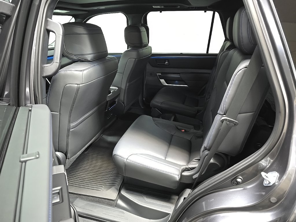 Used 2024 Toyota Sequoia Platinum AWD/4WD image 36