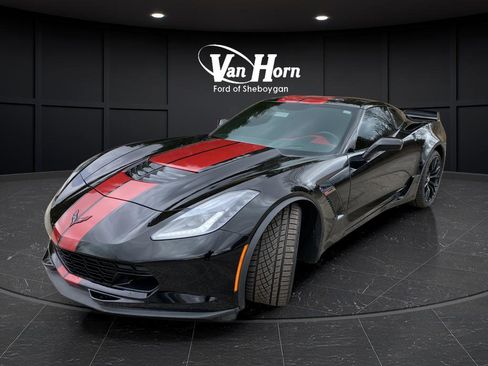 Used 2015 Chevrolet Corvette Z06 w/ 3LZ Preferred Equipment Group RWD image 2