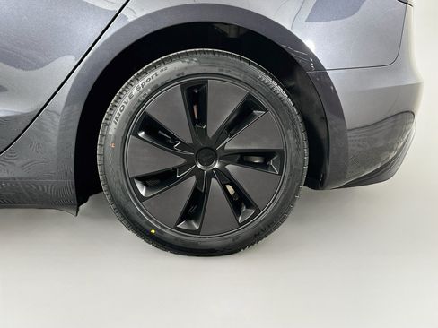 Used 2025 Tesla Model 3 Long Range RWD image 11
