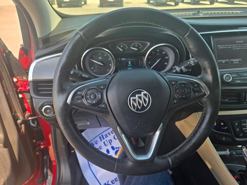 Used 2019 Buick Envision Essence FWD image 11