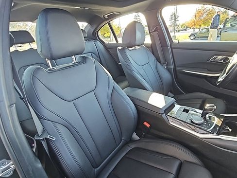 Used 2021 BMW 330i Sedan w/ Premium Package image 52