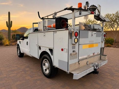 Used 2008 Ford F350 XL RWD image 8