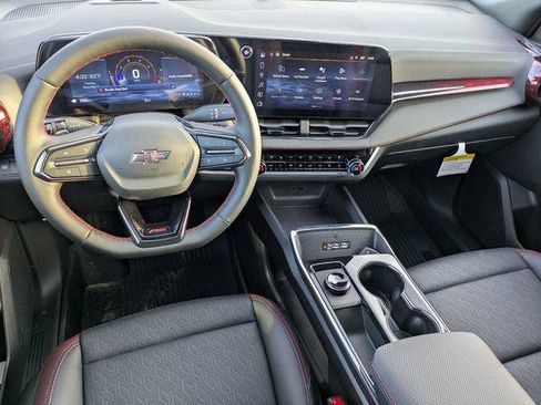 New 2026 Chevrolet Equinox RS w/ Convenience Package III FWD image 20