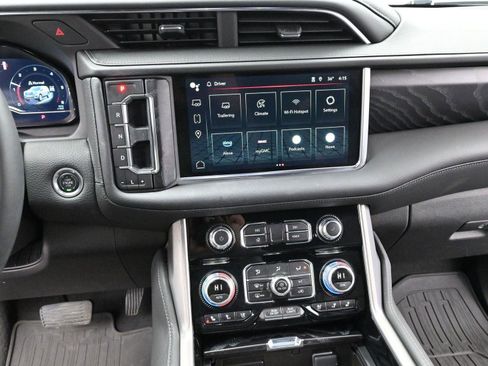 Used 2024 GMC Yukon XL Denali w/ Max Trailering Package image 23