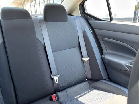 Used 2025 Nissan Versa SV FWD image 30