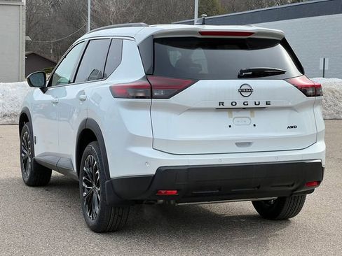 New 2026 Nissan Rogue SV image 9