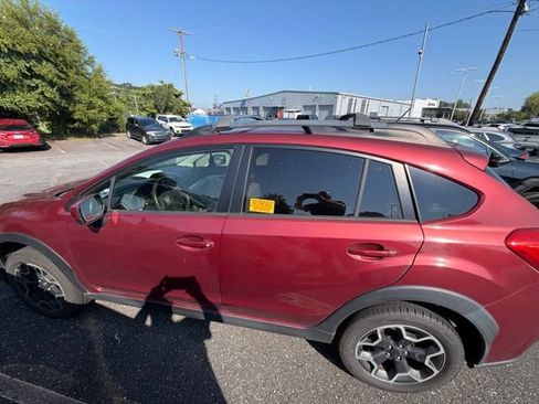 Used 2015 Subaru Crosstrek 2.0i Premium AWD/4WD image 8