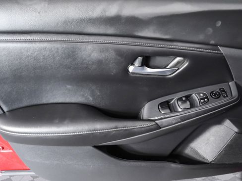Used 2021 Nissan Sentra SV image 21