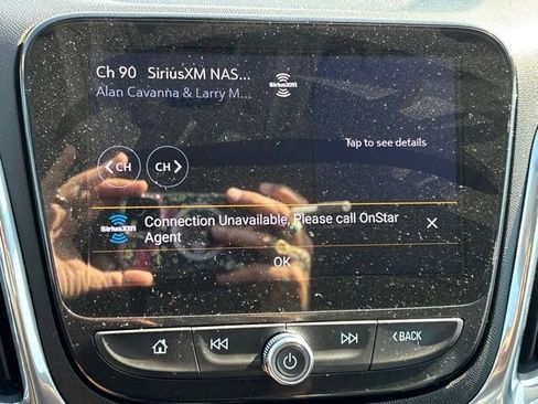 Used 2023 Chevrolet Equinox Premier AWD/4WD image 21