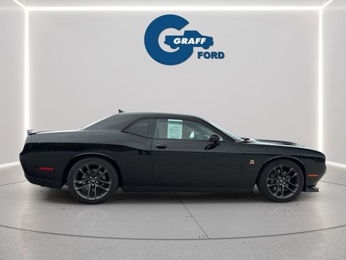 Used 2021 Dodge Challenger R/T Scat Pack w/ Driver Convenience Group RWD image 5