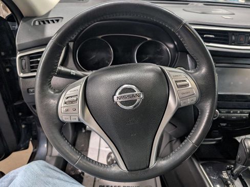 Used 2015 Nissan Rogue SL w/ SL Premium Package image 12