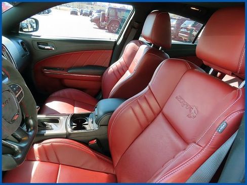 Used 2022 Dodge Charger SRT Hellcat w/ Harman/Kardon Audio Group image 13