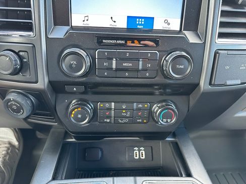 Used 2016 Ford F150 XLT w/ Equipment Group 302A Luxury image 14