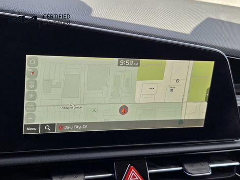 Certified 2024 Kia Niro Wind FWD image 17