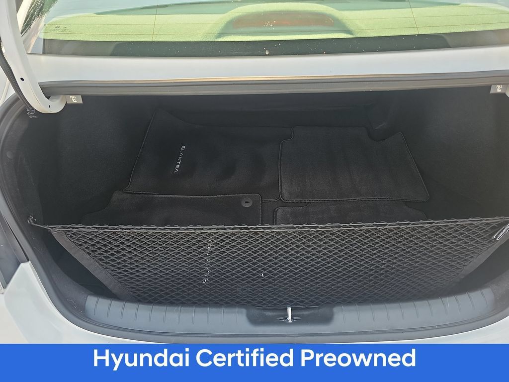 Certified 2024 Hyundai Elantra SEL FWD image 12