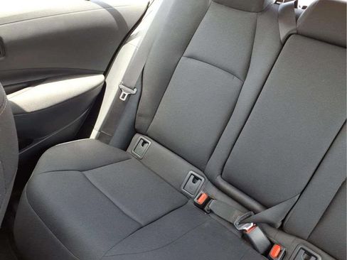 Used 2025 Toyota Corolla LE FWD image 17