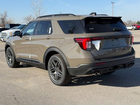 New 2026 Ford Explorer ST w/ Sun And Sound Package image 3