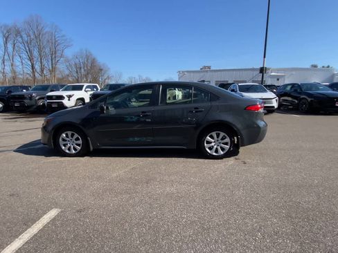 Used 2023 Toyota Corolla LE image 8