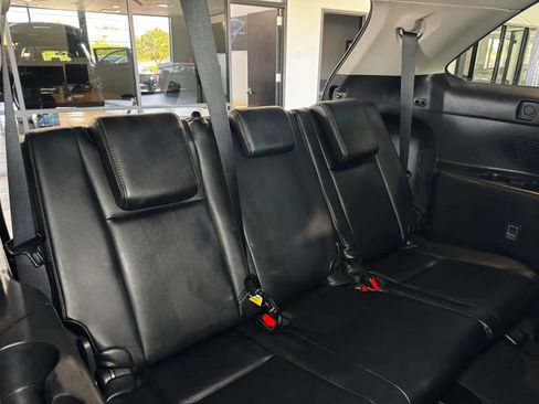 Used 2016 Toyota Highlander XLE AWD/4WD image 24