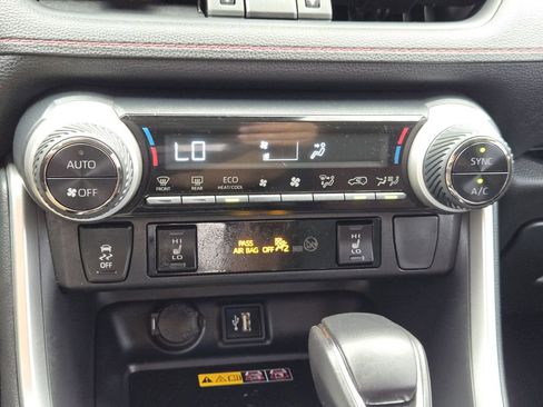 Certified 2025 Toyota RAV4 XSE image 21