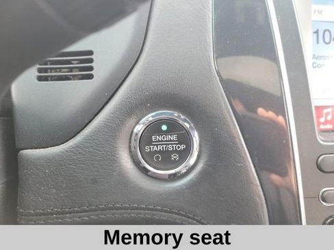 Used 2017 Ford Explorer Platinum image 8