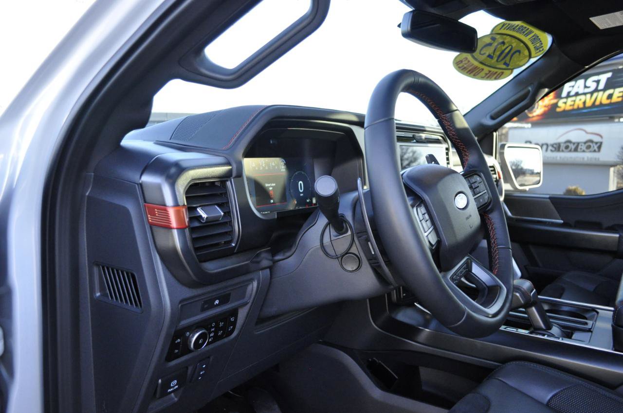 Used 2025 Ford F150 Raptor AWD/4WD image 15