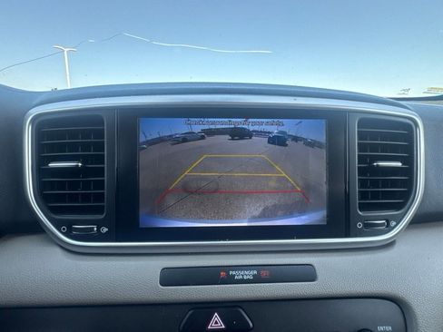 Used 2020 Kia Sportage LX AWD/4WD image 42
