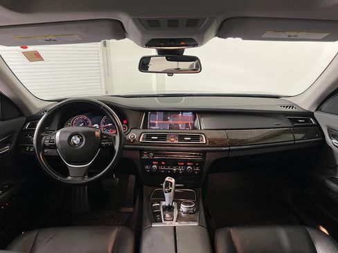 Used 2015 BMW 740Li image 12
